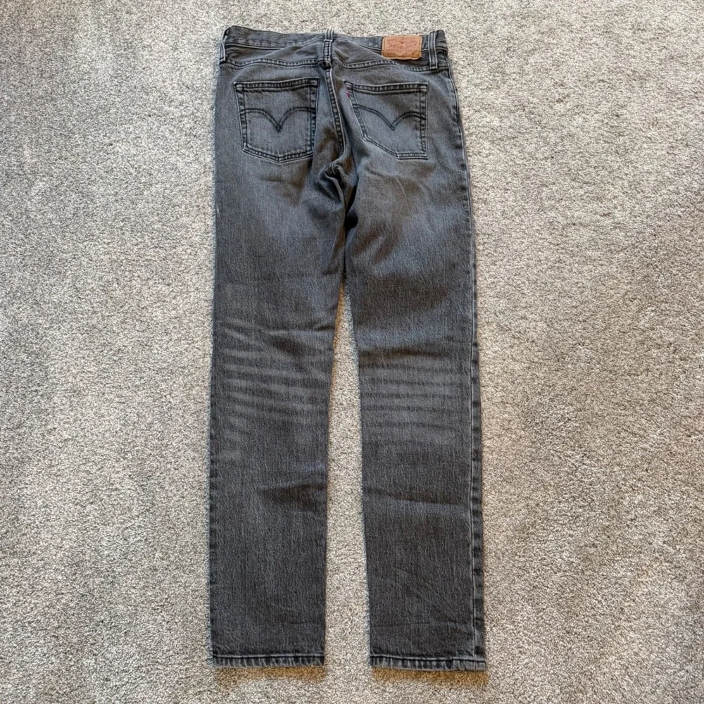 Levis 501 Original Fit Gray Straight Leg Button Fly Denim Jeans W25 L34